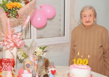 En un festejo íntimo, María Elena celebró sus 100 años en Barrancas