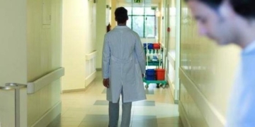Polémica por descuentos en el bono para personal de salud: las explicaciones