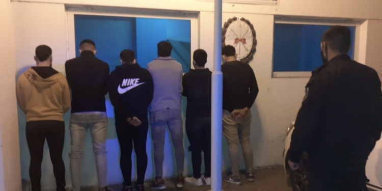 Desarticularon una fiesta en San Genaro: 11 detenidos