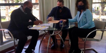 Andino firmó el acuerdo y comenzará la construcción de la bicisenda