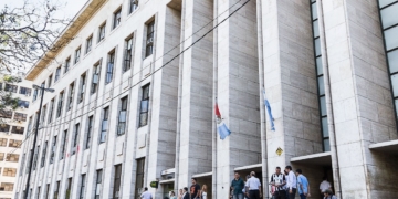 Polémica en Timbúes: vivía con una menor, la embarazó y quedó en libertad