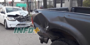 Fuerte accidente en Timbúes: un remisse impactó contra una camioneta