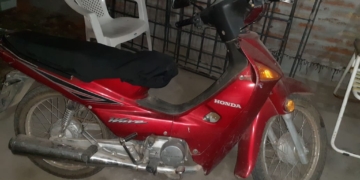 Andino: rompieron un tejido y robaron una moto con documentación