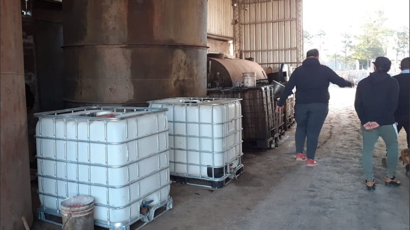 Desmantelaron un puerto ilegal de granos y combustibles en la región