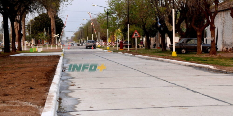 Serodino inauguró la nueva obra de pavimentación en Bv. San Martín