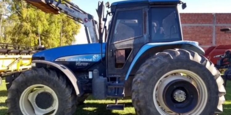 Ex piloto robó un tractor en Aldao, ocasionó daños y fue detenido