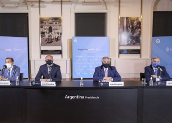 Santa Fe es la provincia con mayor crecimiento de casos: «Tenemos que restringir la circulación»