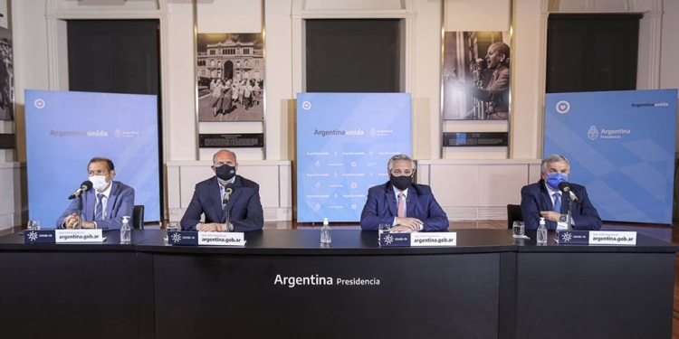 Santa Fe es la provincia con mayor crecimiento de casos: «Tenemos que restringir la circulación»