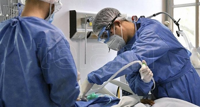 Reportaron 1.728 casos nuevos y 36 muertes este lunes