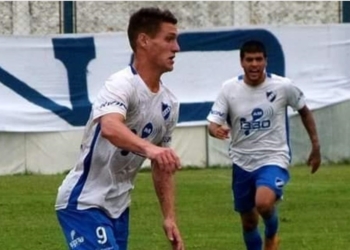 El macielense Muné firmó con Liniers y sueña con jugar en Primera C