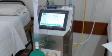 Instalaron el primer respirador adquirido por el Rotary Totoras