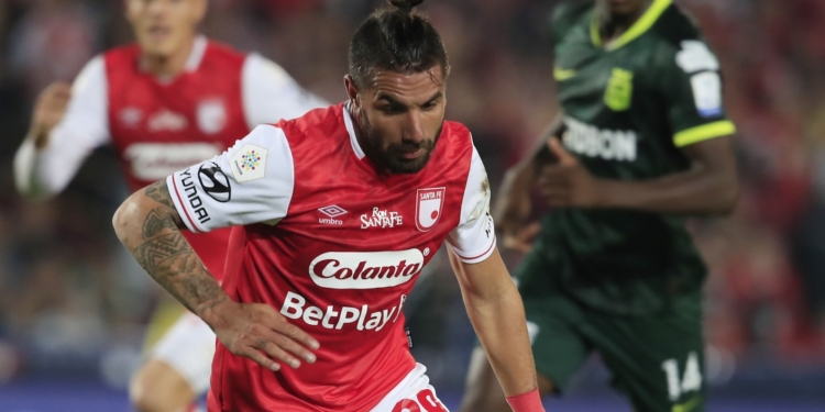 Otra vez Cucchi: con gol del oliverense, su equipo volvió a ganar