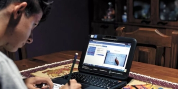 Díaz: presentaron las carreras universitarias para realizar a distancia