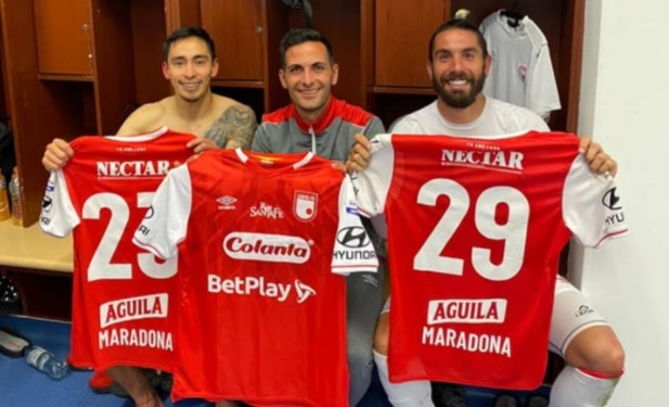 “D10S eterno”: el homenaje de Patricio Cucchi a Maradona