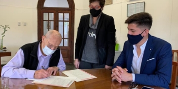 Conmovedor: un abuelo de Correa cedió todos sus bienes al SAMCo de su pueblo