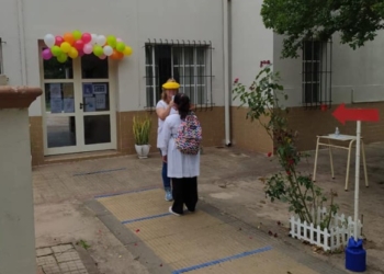 Una escuela de la región retomó las clases con 12 alumnos y en dos grupos