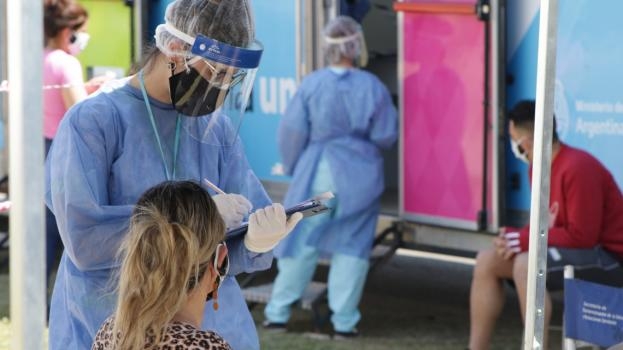 Reportaron 1.532 nuevos casos y 47 muertes en Santa Fe