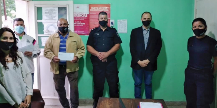 Rasetto entregó aportes a instituciones de seis localidades de Iriondo