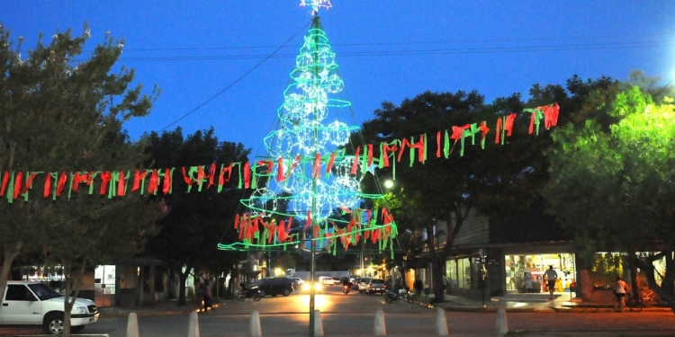Barrancas habilitó el predio del ferrocarril para la celebración de jóvenes en Navidad