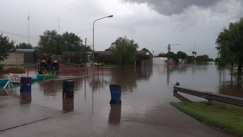 Llovieron 80 milímetros en una hora en San Genaro y hay calles anegadas