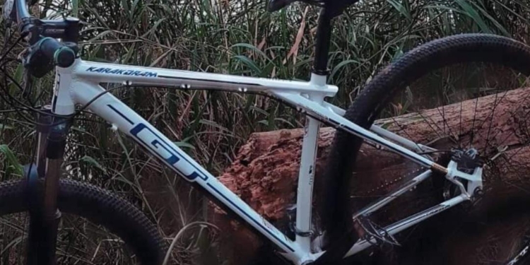 Buscan una bicicleta robaba en la madrugada de Oliveros