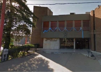 Navidad en Totoras: invitan a adornar el pino frente a la Municipalidad