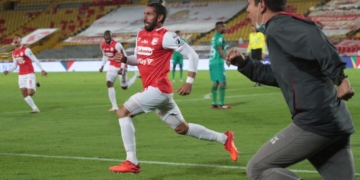 El oliverense Cucchi fue héroe en Colombia: golazo y a la final