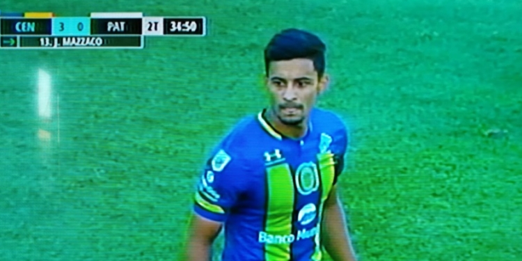 Joan Mazzaco debutó oficialmente en la primera de Rosario Central