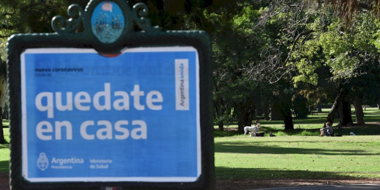 Tres provincias pusieron en marcha el toque de queda sanitario