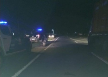 Dos menores en moto chocaron en Ruta 11 y fueron hospitalizados