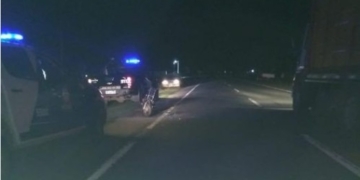 Dos menores en moto chocaron en Ruta 11 y fueron hospitalizados