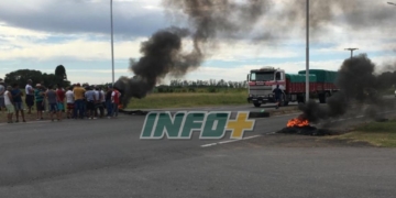 No hubo acuerdo y los pescadores mantendrán los cortes de ruta y autopista
