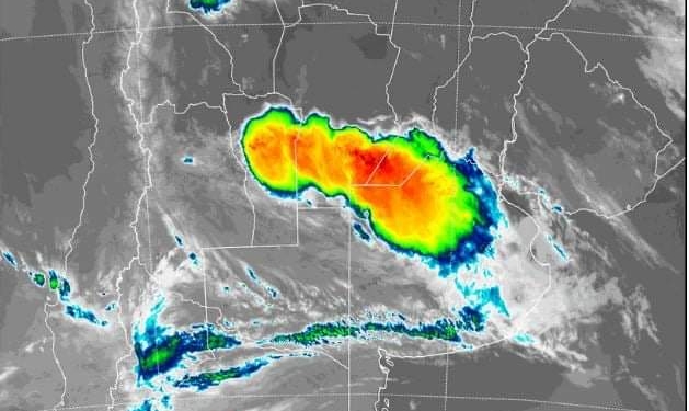 Jueves de alerta: anuncian tormentas fuertes para la región
