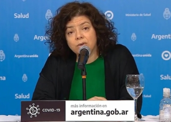 La ministra de Salud Carla Vizzotti dio positivo de coronavirus
