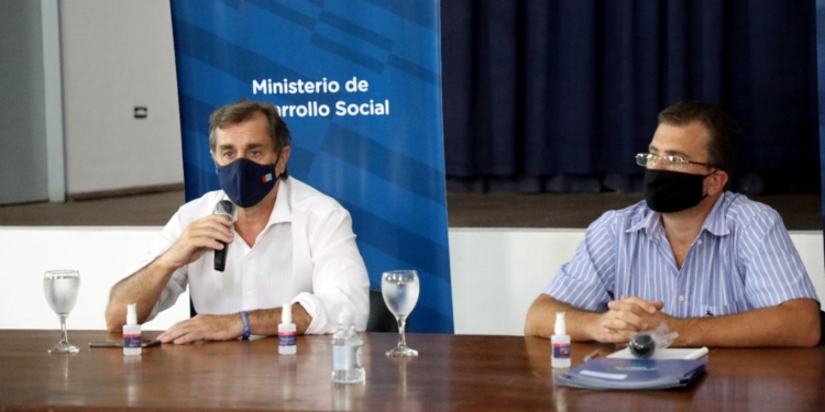 La provincia firmó convenios para la prevención y atención de adicciones