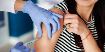 Los docentes ya se pueden anotar para recibir la vacuna contra el Covid