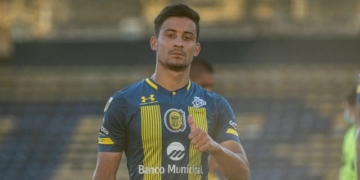 Joan Mazzaco debutó como titular con la camiseta de Rosario Central