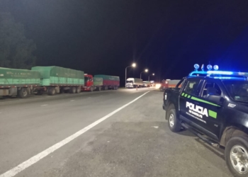 Balearon a un camionero en la autopista y condujo herido durante 19km