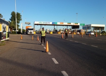 Un conductor detenido en autopista con 2,16 ml de alcohol en sangre