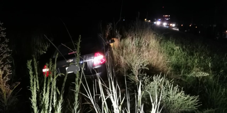 Una moto y un auto chocaron en ruta 11: un hombre sufrió graves lesiones