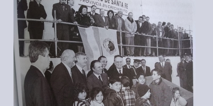 El día que Menem llegó a Totoras y su blooper con Serodino