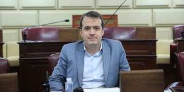 Vacunación en Santa Fe: el Diputado Joaquín Blanco pidió que el proceso sea transparente