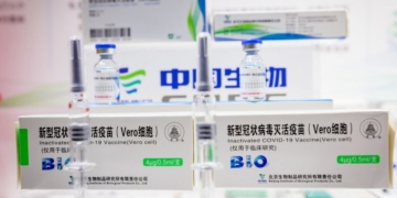 Llegan a la provincia 37 mil dosis de la vacuna china para docentes