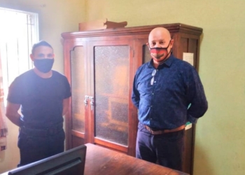 Carrizales recibió el dinero para saldar la última cuota de su ambulancia