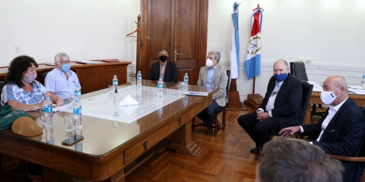 La Provincia ofreció un 35% de aumento a trabajadores estatales