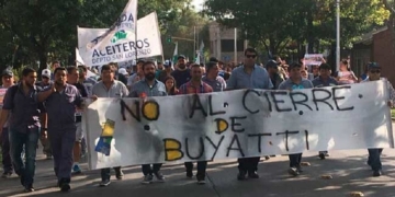 Paro total en aceiteras del cordón industrial tras el cierre de Buyatti