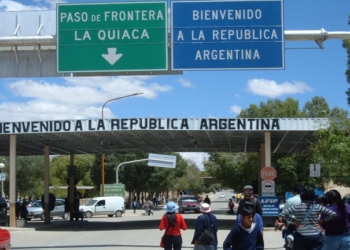 Derogan el decreto que negaba el ingreso al país de extranjeros con antecedentes