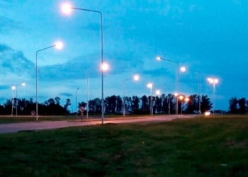 Tras varios días de oscuridad, repararon la iluminación del cruce de rutas 34 y 65