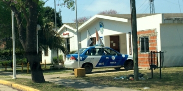 Gaboto: golpeó a su hija y luego a un policía en la cabeza