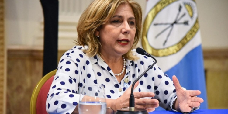 Santa Fe no adhirió: empleados públicos trabajan con normalidad